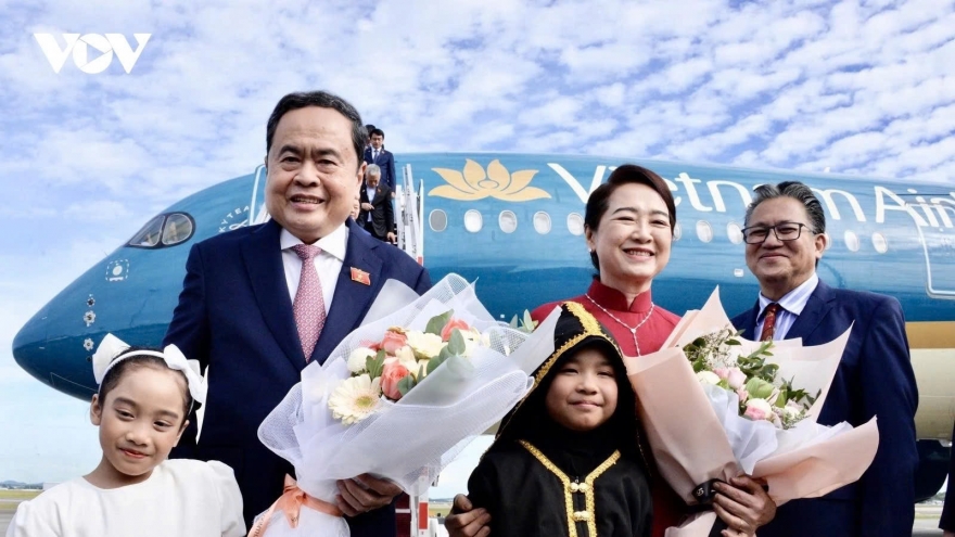 Top legislator Tran Thanh Man arrives in Malaysia for AIPA-46, official visit